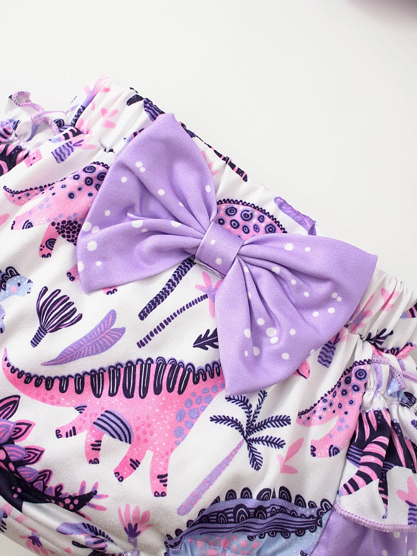 Cute Baby Casual Floral Butterfly Headband Short-Sleeve Romper and Shorts 3-Piece Set - Image 6