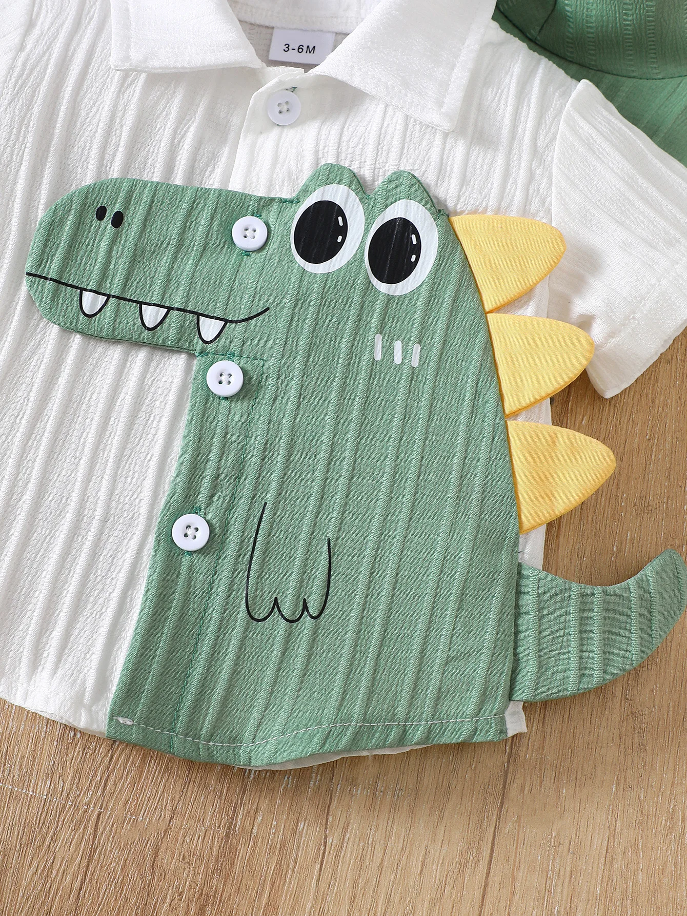 Baby Boy Three-Piece Set: Dinosaur Short-Sleeved Shirt + Shorts + Sun Hat, Cute Summer Outfit, Soft and Breathable Fabric - Image 4