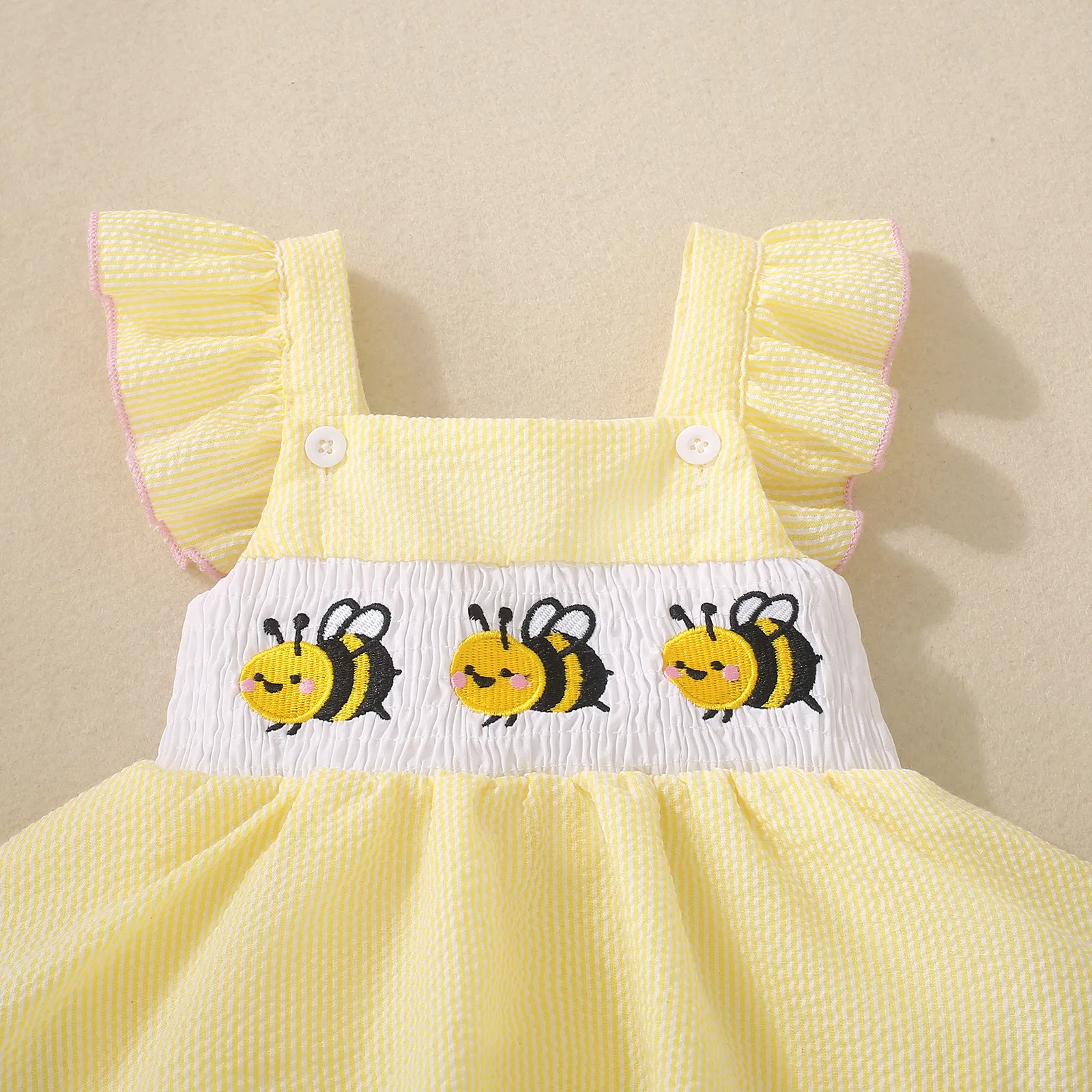 Summer female infant three little bees embroidery yellow Romper sweet and cute - Image 4