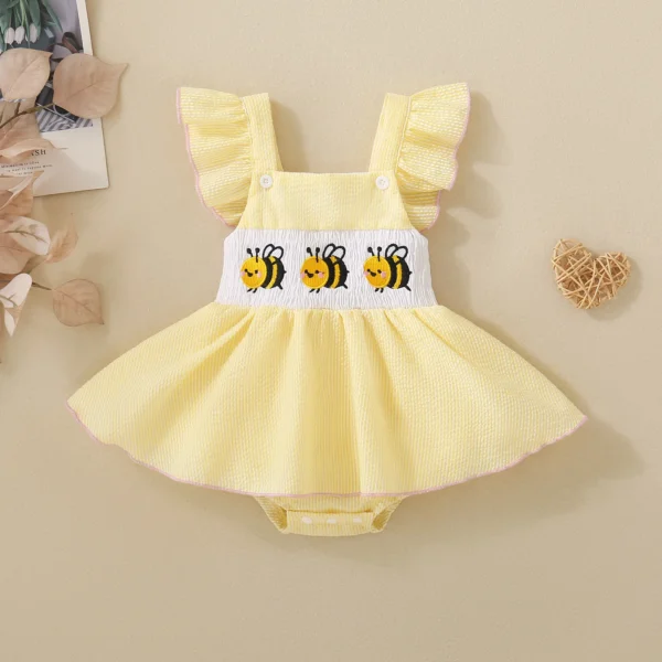 Summer female infant three little bees embroidery yellow Romper sweet and cute