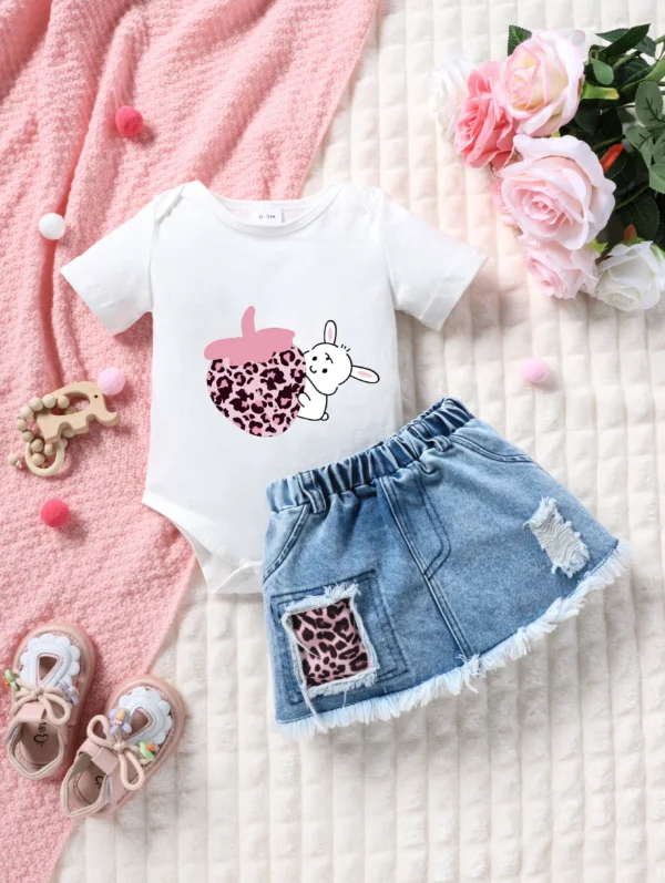 Summer Infant Girl’s Sweet Two-Piece Set Leopard Strawberry Rabbit Print Short Sleeve Top with Frayed Denim Mini Skirt Outfit